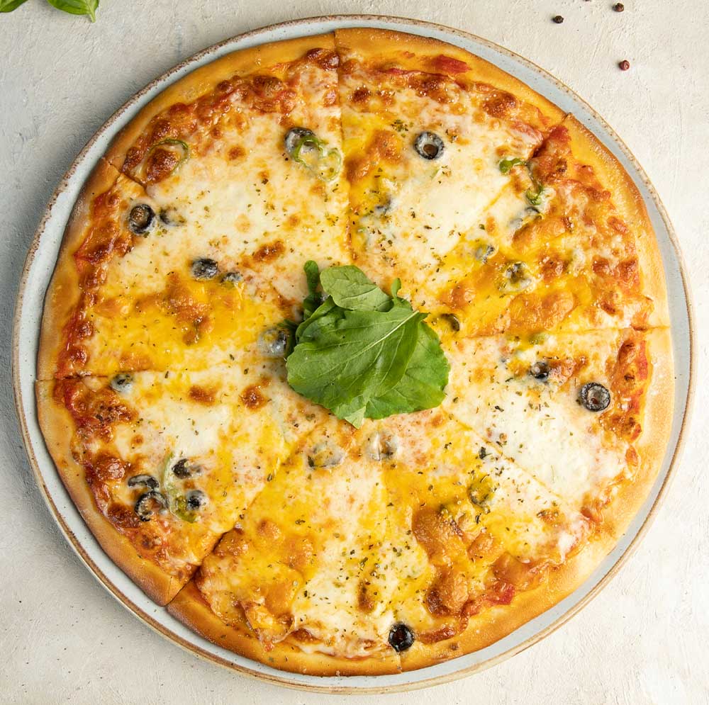 Üç Peynirli Pizza
